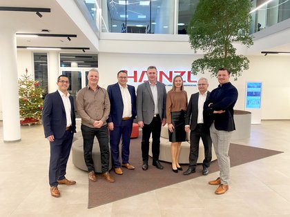 HAINZL Motion & Drives integrates Hengst high-tech filters in portfolio